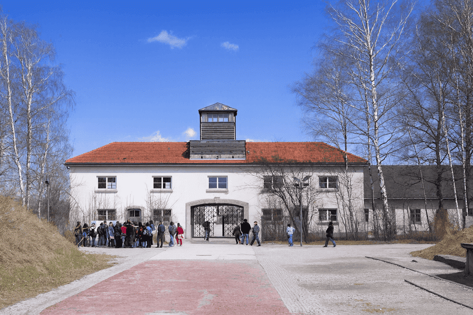 dachau turer